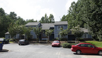 Spruce Pines Apartments in Landrum, SC - Foto de edificio - Building Photo