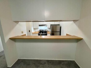 6227 Shelter Creek Ln in San Bruno, CA - Building Photo - Building Photo