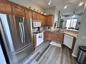 2836 Esmerelda Dr in Bullhead City, AZ - Building Photo - Building Photo