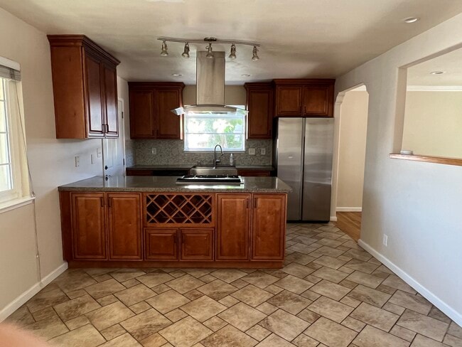 2082 Treewood Ln in San Jose, CA - Building Photo - Building Photo