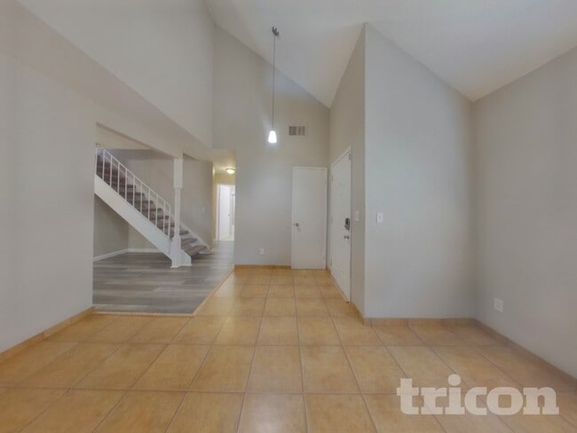 602 Chyrl Way in Suisun City, CA - Building Photo - Building Photo