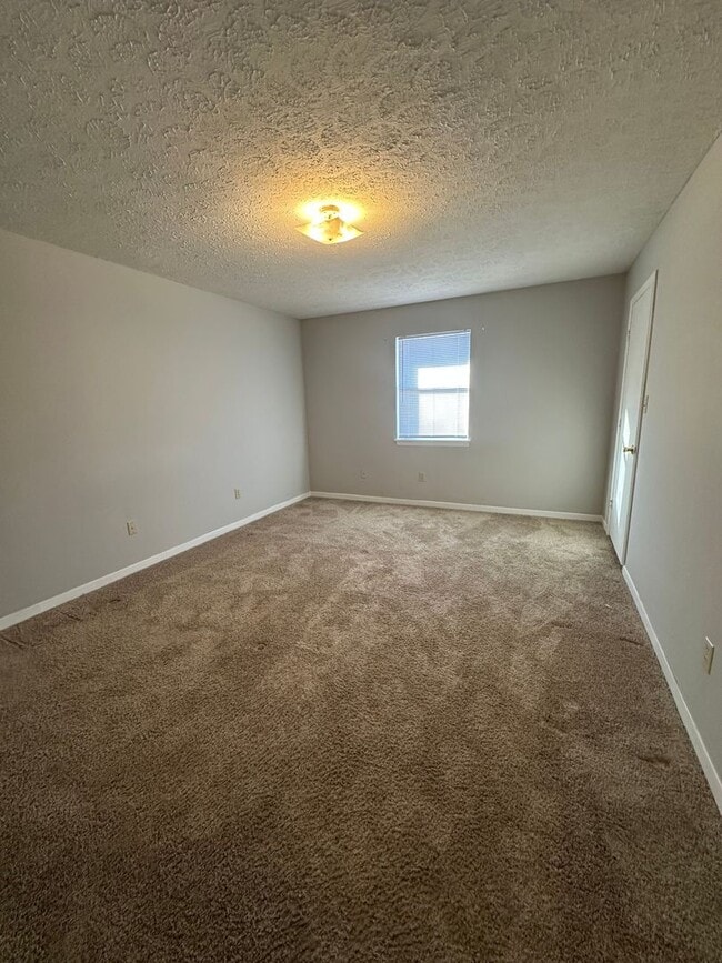 1053 Kendrick Creek Rd in Kingsport, TN - Building Photo - Building Photo