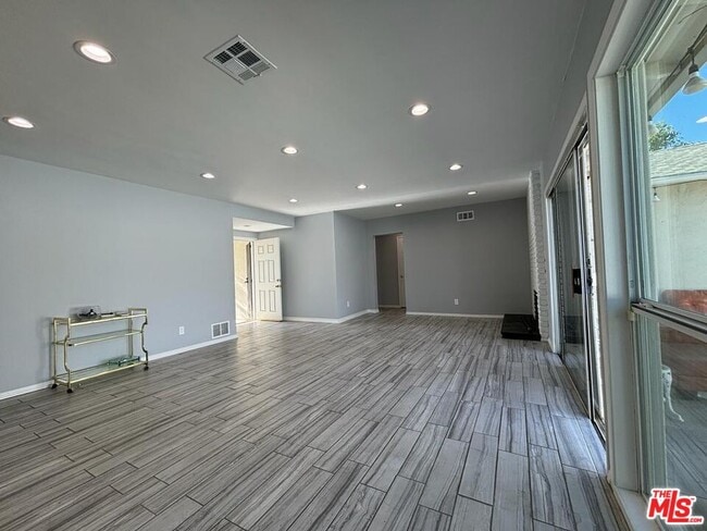 14657 Novice St in Los Angeles, CA - Building Photo - Building Photo