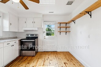 131 Moody Ave in Candler, NC - Building Photo - Building Photo