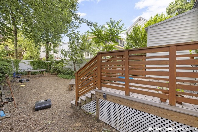 338 Hurley St, Unit 3 in Cambridge, MA - Building Photo - Building Photo