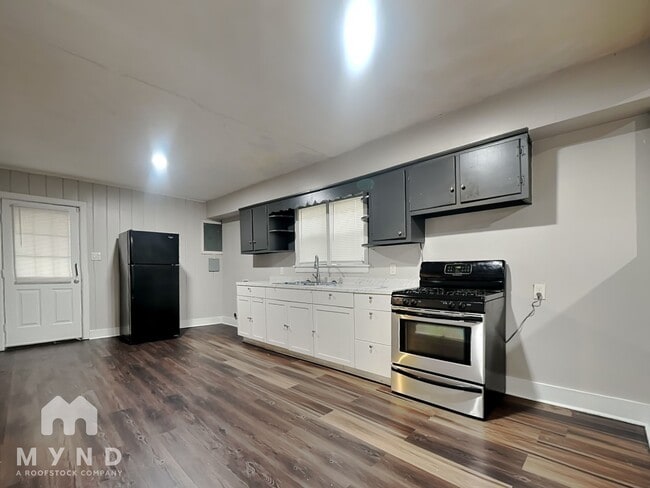 2325 Riley Ave in Memphis, TN - Building Photo - Building Photo