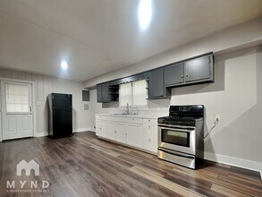 2325 Riley Ave in Memphis, TN - Foto de edificio - Building Photo