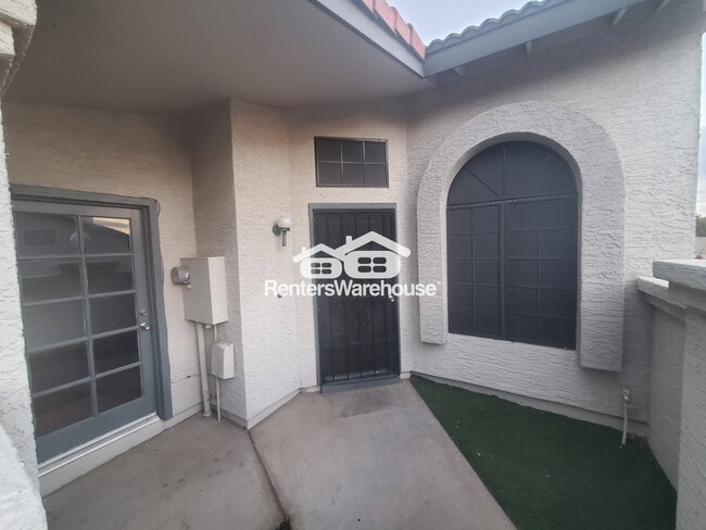 1718 S Longmore in Mesa, AZ - Building Photo - Building Photo