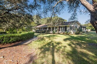 701 Planet Dr in Destin, FL - Foto de edificio - Building Photo