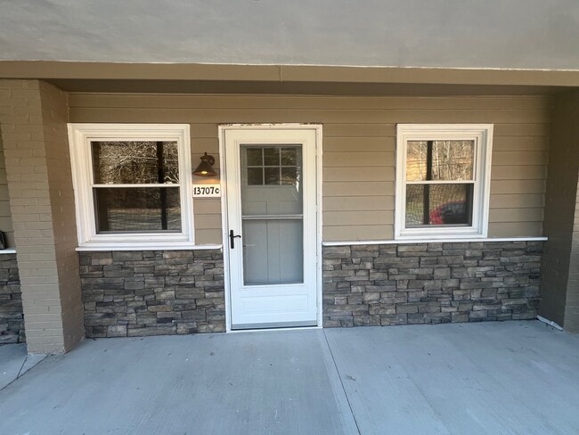 13707 Old National Pike, Unit APT C