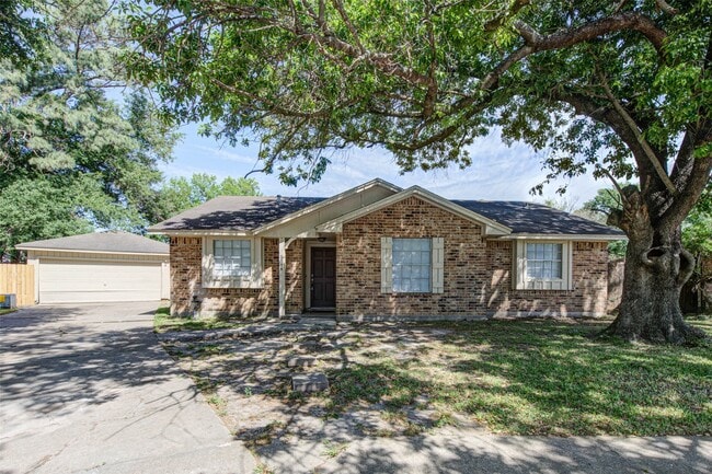 property at 8914 Stonehearth Ln