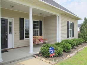 198 Marigold Ln in Raeford, NC - Building Photo - Building Photo