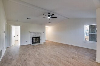 12910 Covington Trail in Austin, TX - Building Photo - Building Photo