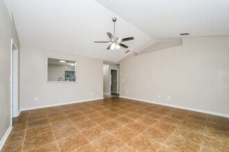 11166 Willesdon Dr S in Jacksonville, FL - Building Photo - Building Photo