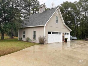 7158 Cannon Ball Cir in Bay Minette, AL - Building Photo - Building Photo