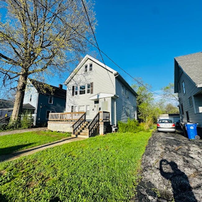 1333 E 188th St in Cleveland, OH - Building Photo - Building Photo