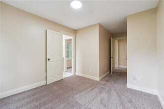 1601 Peachcrest Rd in Decatur, GA - Building Photo - Building Photo