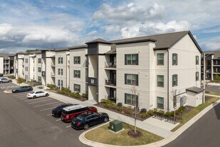 Pointe Grand Jacksonville West in Jacksonville, FL - Building Photo