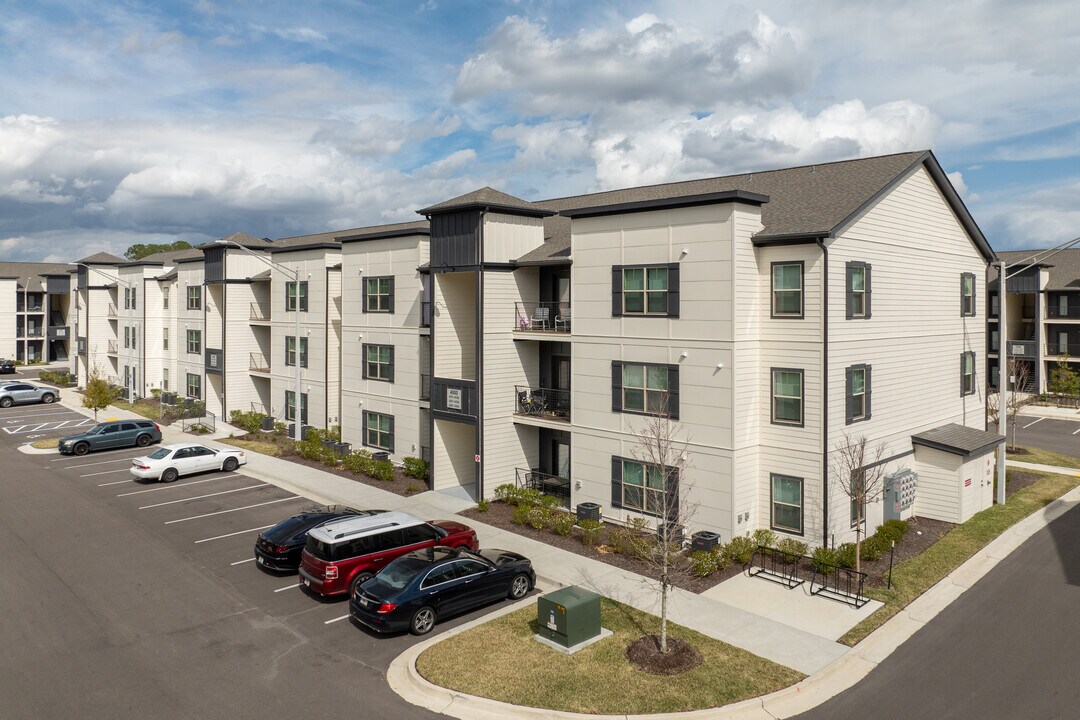 Pointe Grand Jacksonville West in Jacksonville, FL - Foto de edificio