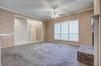 1709 Tenbears Rd in Edmond, OK - Foto de edificio - Building Photo