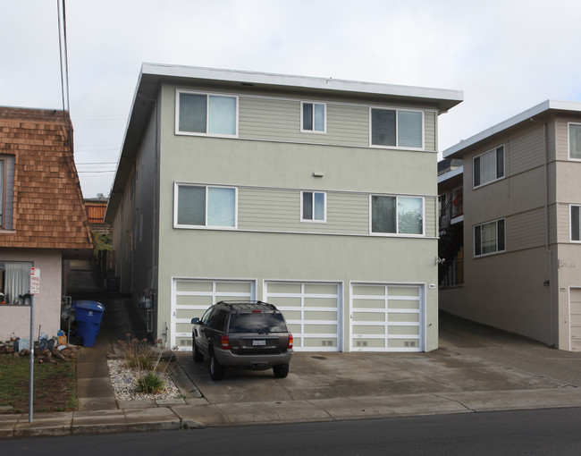 1032 Grand Ave in South San Francisco, CA - Building Photo - Building Photo