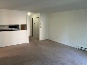 37 Belmont St, Unit 27 in Somerville, MA - Building Photo - Building Photo