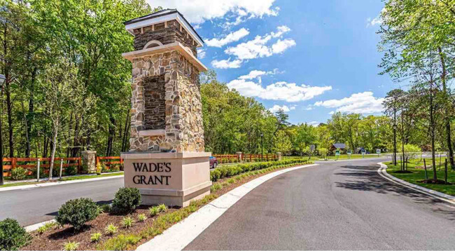 8383 Amber Beacon Cir in Glen Burnie, MD - Building Photo - Building Photo