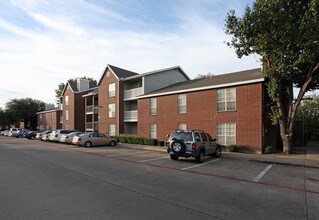 Gable Point in Dallas, TX - Foto de edificio - Building Photo