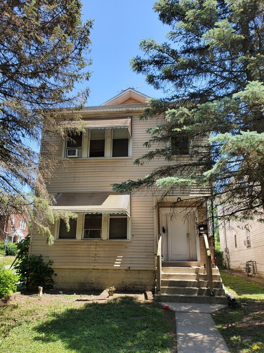 1631 Buena Vista Ave in Chicago Heights, IL - Building Photo