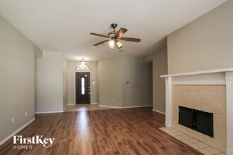 28752 Aloha Ln in Montgomery, TX - Building Photo - Building Photo