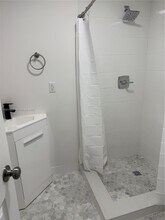 7611 Harding Ave in Miami Beach, FL - Building Photo - Building Photo