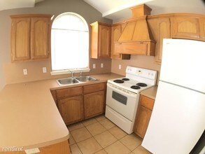 820 N Cross Ln in Edinburg, TX - Building Photo - Building Photo