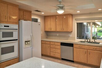 231 Cam Arroyo S in Palm Desert, CA - Building Photo - Building Photo