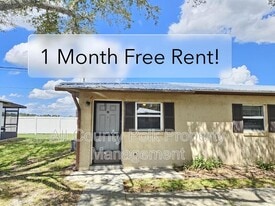 455 Buck Moore Rd in Lake Wales, FL - Building Photo