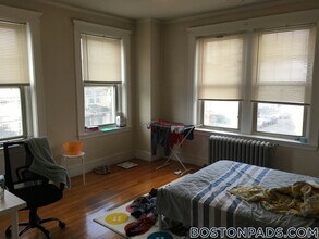 96 Maple St in Malden, MA - Foto de edificio - Building Photo