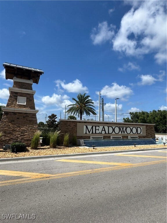 15273 Wildflower Cir in Naples, FL - Building Photo - Building Photo