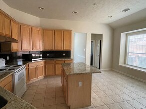 5934 Heathmoor Ln in Houston, TX - Building Photo - Building Photo
