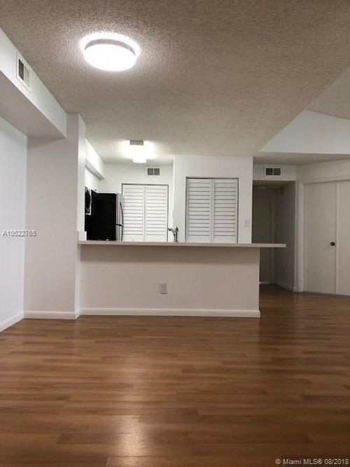 650 S Park Rd-Unit -2H in Hollywood, FL - Building Photo - Building Photo