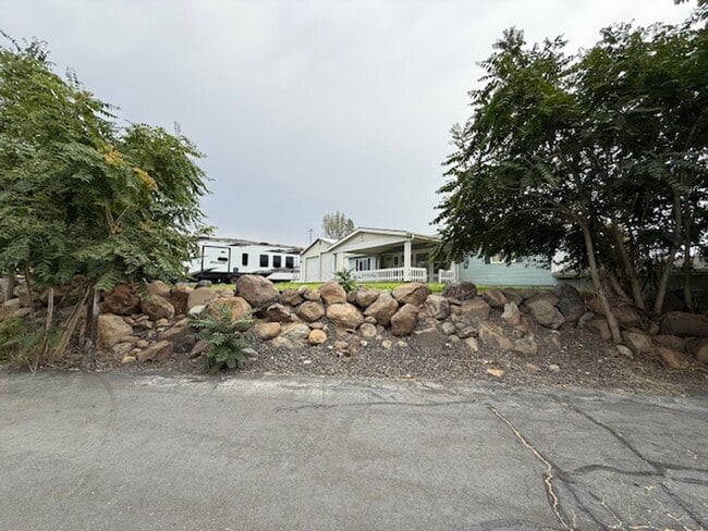 property at 2822 Rd 14.6 NW