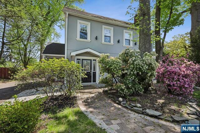 444 Knickerbocker Rd in Tenafly, NJ - Building Photo - Building Photo