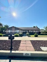 834 W 16th St in Upland, CA - Building Photo