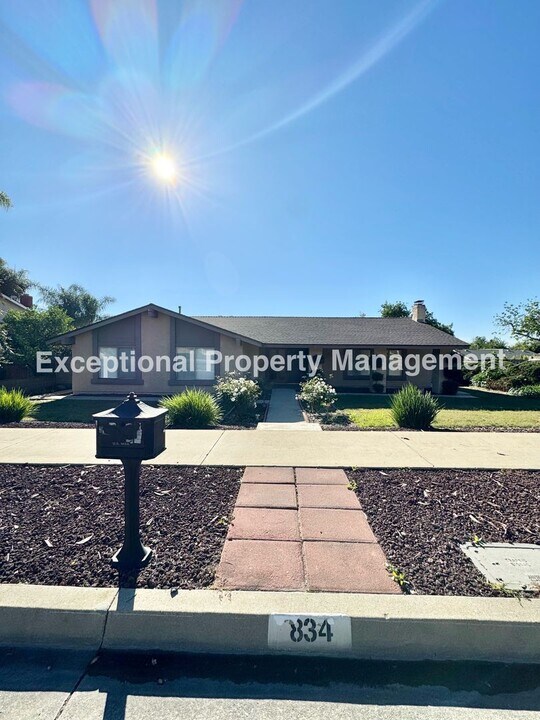 834 W 16th St in Upland, CA - Building Photo