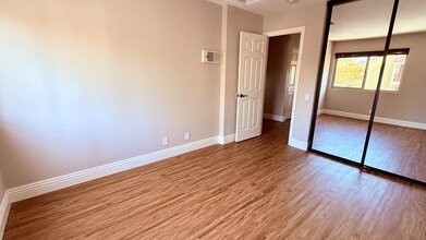 3131 Via Alicante, Unit 201 in La Jolla, CA - Building Photo - Building Photo