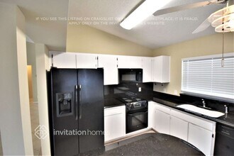 9782 Fox Chapel Rd in Tampa, FL - Building Photo - Building Photo