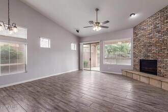 7037 E Regina St in Mesa, AZ - Building Photo - Building Photo