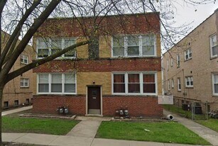 9138 Keating Ave in Skokie, IL - Building Photo