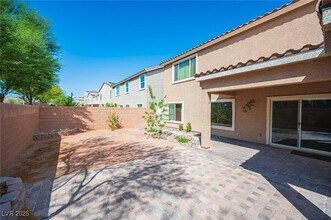 9863 S Russian Hill St in Las Vegas, NV - Building Photo - Building Photo