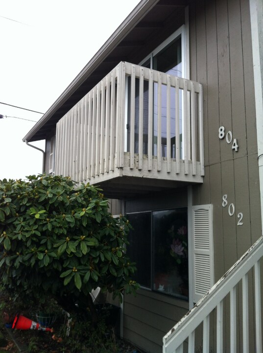 804 22nd St NE in Auburn, WA - Building Photo