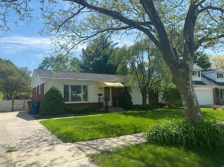 2160 Georgetown Blvd in Ann Arbor, MI - Building Photo