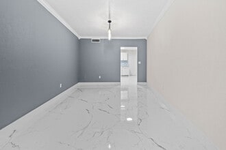 1152 99th St, Unit 8 in Bay Harbor Islands, FL - Building Photo - Building Photo